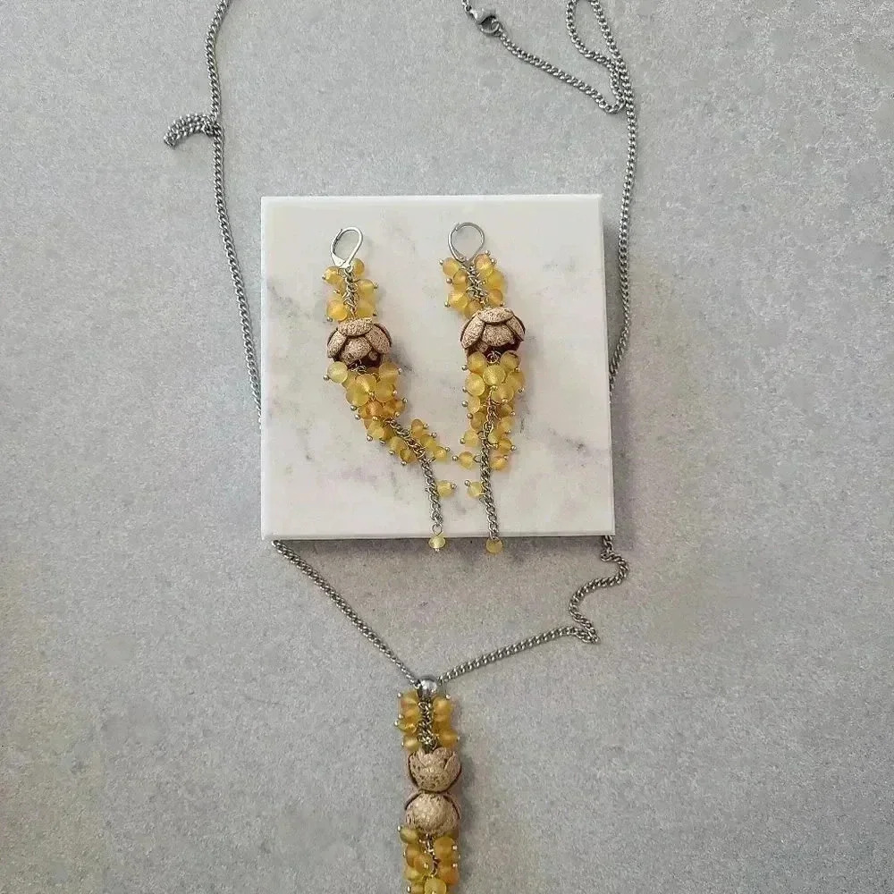 Accorn jewelry set - Picture 2 of 4